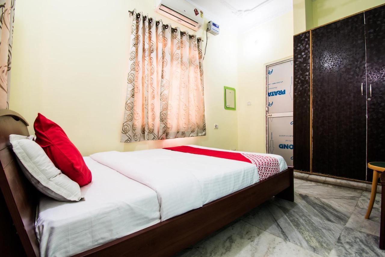 Oyo 24087 Viraj Hotel Danapur Exterior foto